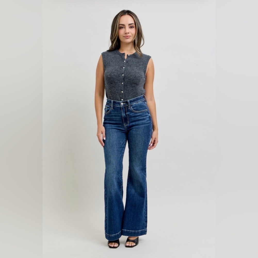 MAKE OFFER Judy Blue PETITE Jasmine Dark Blue Flare Jeans - Picture 9 of 9